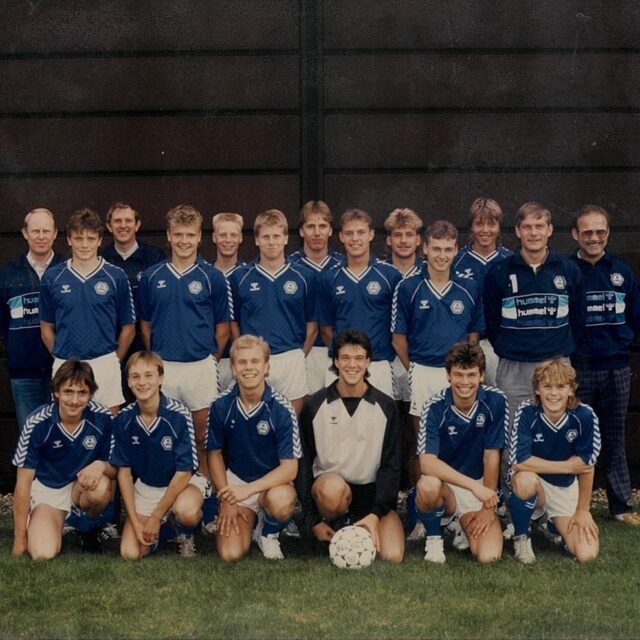 1987年8月30日 デンマークサッカーチーム来たる 社員も交流